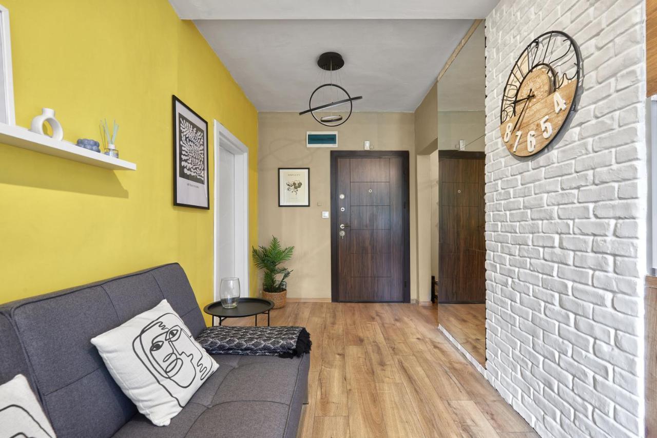 Apartment Lazur 2bd Flat Next To The Sea Garden By Flat Mаnаger Burgas